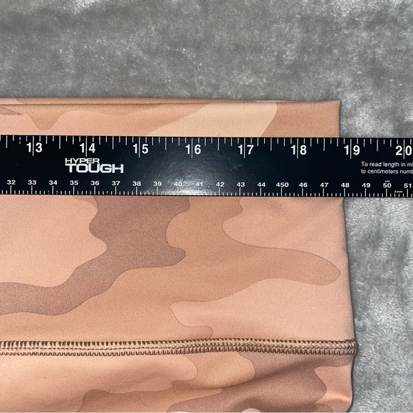 Fabletics Tan Camo Women's Leggings - Picture 5 of 7